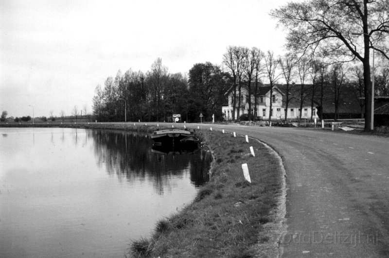 Oude Rijksweg t.h. Bleuming van der Berg.jpg